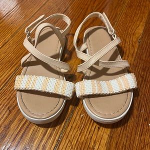 Sandals size 11